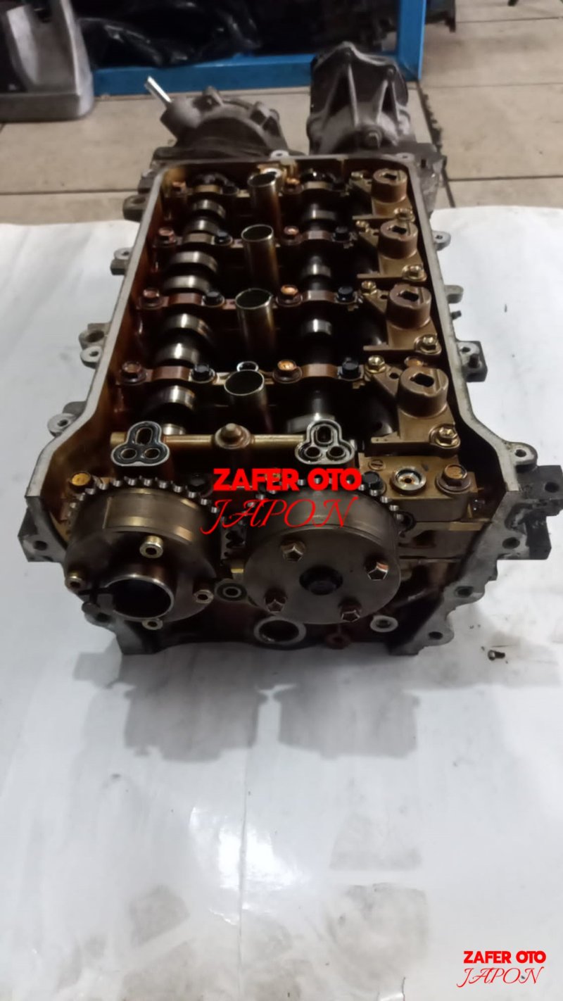 TOYOTA - AURİS / 1ZR 1.6 SİLİNDİR KAPAĞI