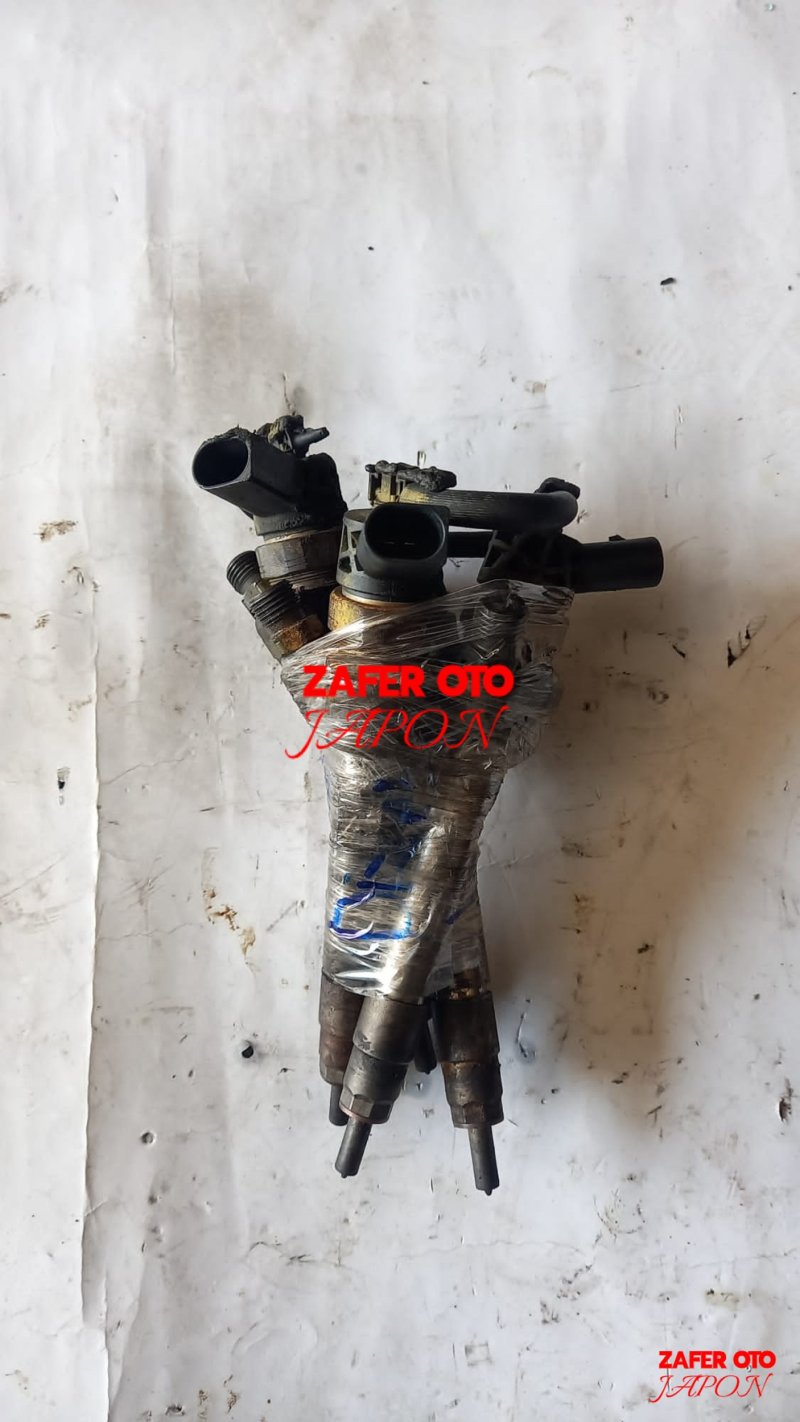 TOYOTA - AVENSİS / 1WW 1.6 D-4D DİZEL YAKIT (MAZOT) ENJEKTÖRÜ